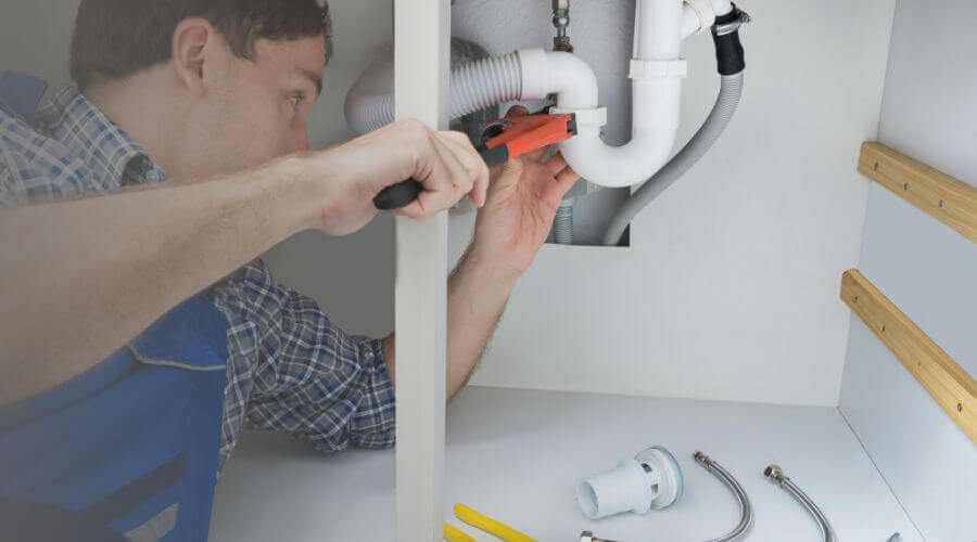 Professional same day plumber in Galesburg, IL